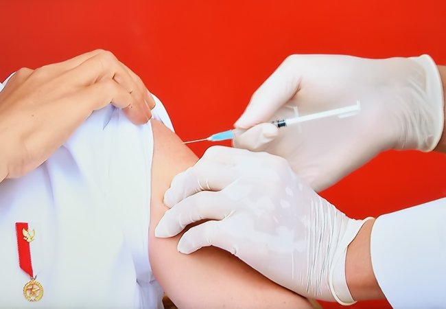 132.000 Lebih Tenaga Kesehatan Telah Divaksinasi Covid-19