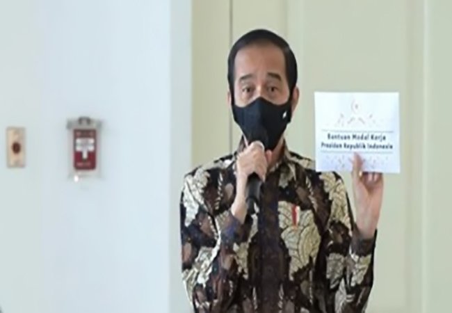 Presiden Kembali Serahkan Bantuan Modal Kerja UMK