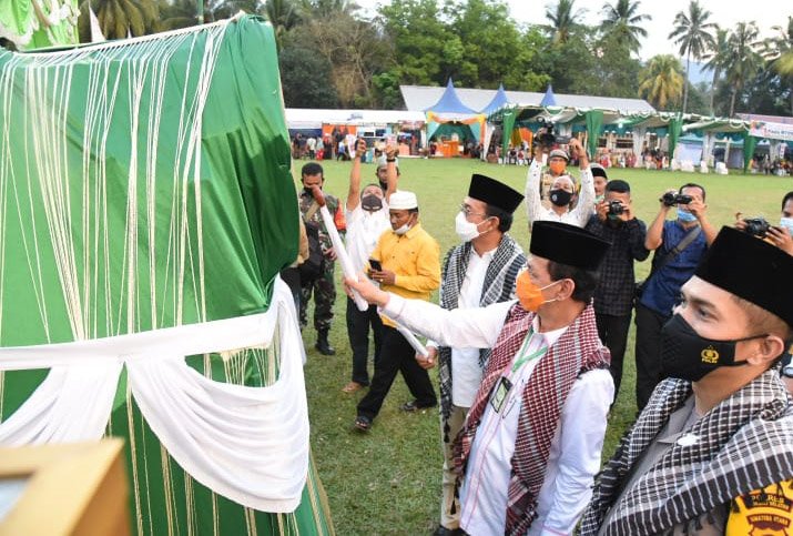 Pemukulan Bedug Dan Iringan Azan Tandai Pembukaan MTQN Ke-53 Kabupaten Tapsel