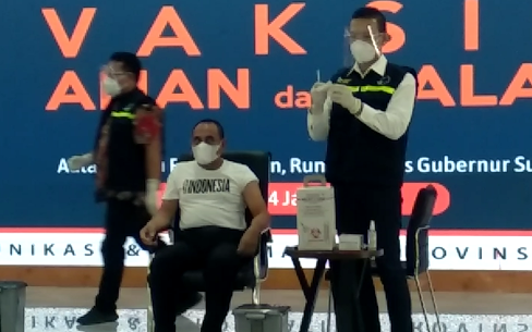 Ini Pengakuan dr. Handoyo Usai Menyuntikkan Vaksin Sinovac ke Tubuh Gubsu