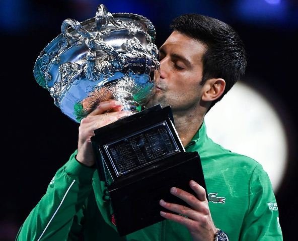 Pertahankan Gelar Juara, Djokovic Raih Australia Open Tiga Kali Beruntun
