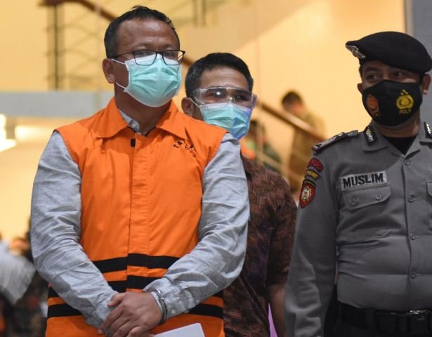 Siap Dihukum Mati, Edhy Prabowo: “Saya Tidak Lari dari Kesalahan”