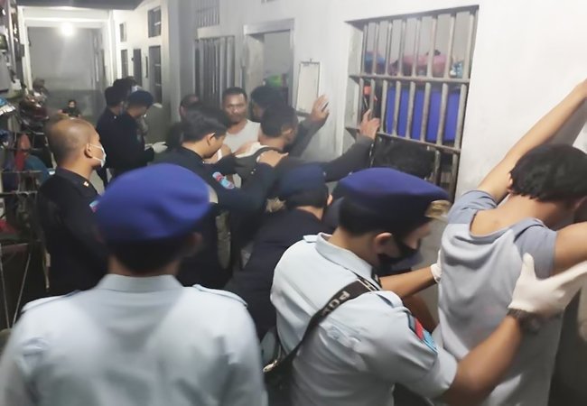 Deteksi Peredaran Narkoba, Lapas Salambue Razia Malam Hari