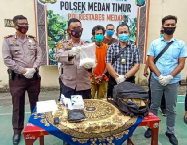 Terciduk Bawa Sabu, Polsek Medan Timur Amankan Pria Bertato