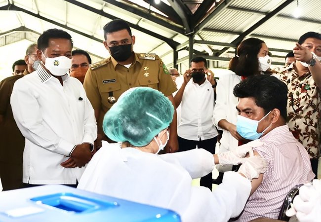 Rektor USU Apresiasi Wali Kota Medan Fasilitasi Vaksinasi Massal Dosen dan Tendik