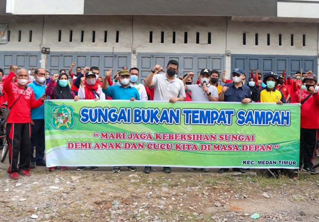 Serempak di 5 Kecamatan, Wali Kota Medan Pimpin Aksi Bersih-bersih