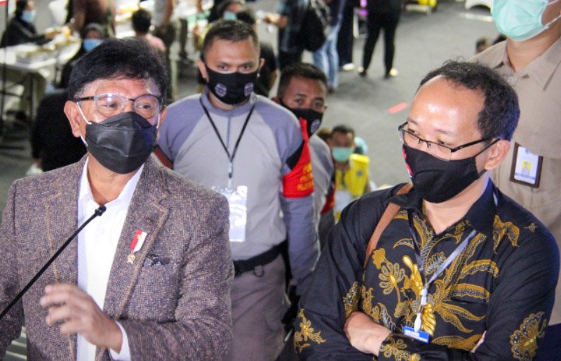 Menkominfo: Stop Unggah Sertifikat Vaksinasi di Medsos