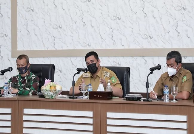 Vaksinasi Covid-19 Tahap kedua, Wali Kota Medan: Prioritaskan Lansia dan Petugas Pelayanan Publik