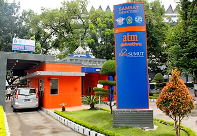 Cegah Covid-19, Dirlantas Poldasu Himbau Masyarakat Gunakan Layanan Drive Thru