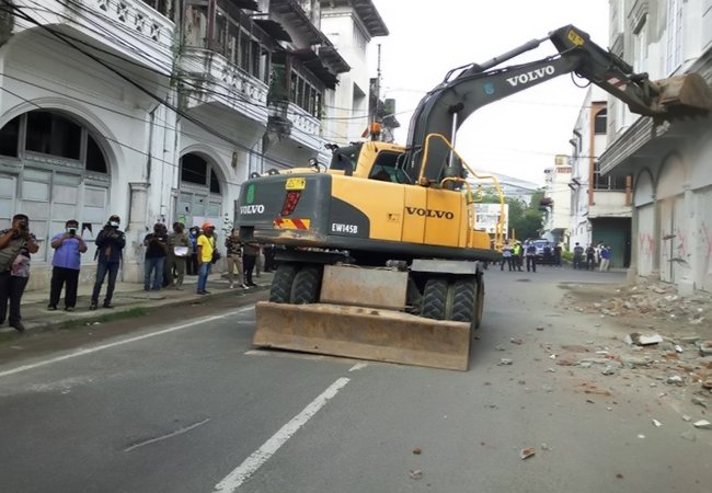 Dedy Aksyari Nasution Apresiasi  Bobby dan Aulia Robohkan Bangunan Ilegal di Kesawan Medan