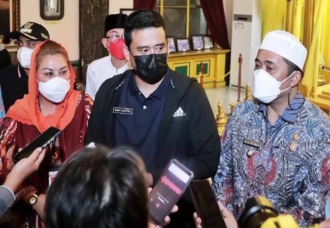 Bobby Nasution dan Wakil Wali Kota Semarang Kunjungi Bangunan Bersejarah