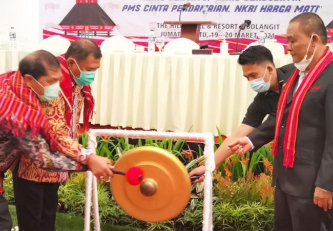 Bupati Karo Hadiri Mubes DPP Pemuda Merga Silima Ke-IV