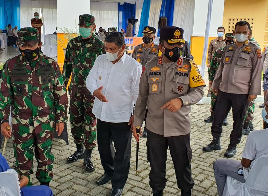 Cek Vaksinasi 530 Buruh, Kapolda Sumut Ingatkan Jangan Mudik