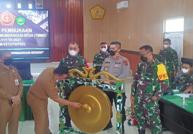 Meski Pandemi Covid-19, Kapolres Tapsel Dukung Penuh Program TMMD 2021