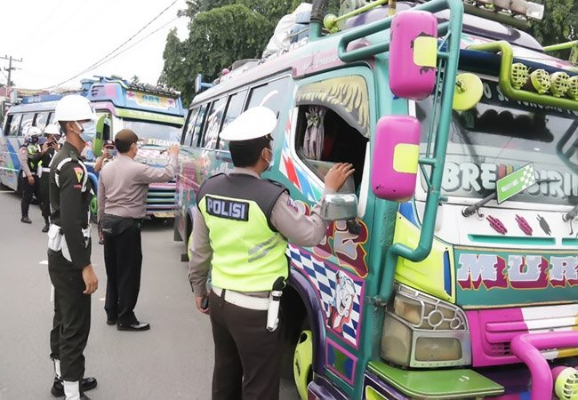 Antisipasi Penyebaran Virus Covid-19, Jalur Pintu Masuk Medan Disekat