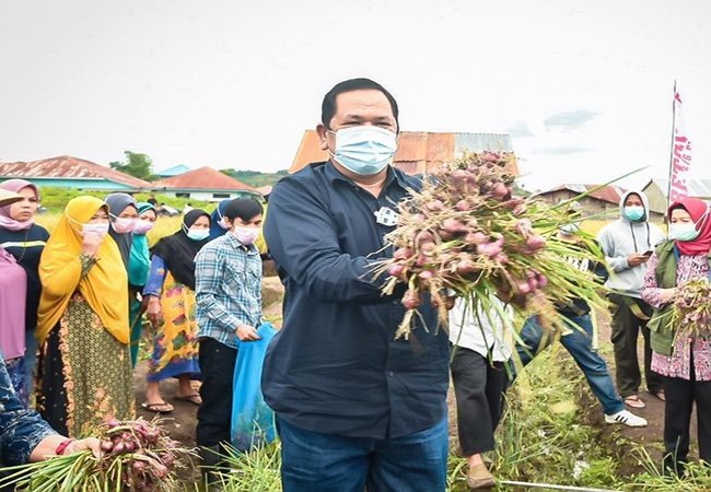 HUT Bhayangkara Ke-75, Polres PSP Gelar Vaksinasi Massal Serentak