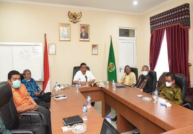 Sekda Tapsel Berharap KKN USU Membawa Perubahan Bagi Warga