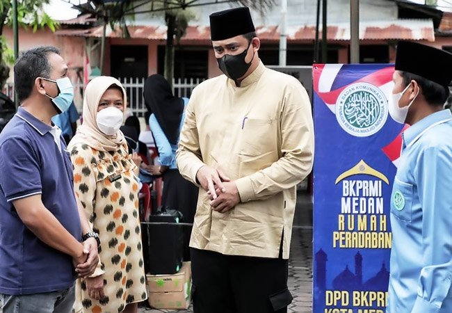 Tinjau Vaksinasi BKPRMI, Wali Kota Medan Berharap Percepat Herd Immunity