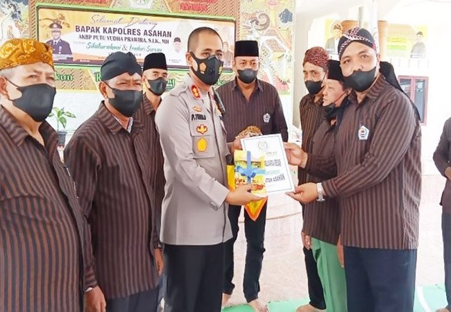 Kapolres Asahan Terima Gelar Baru dari Pujakesuma