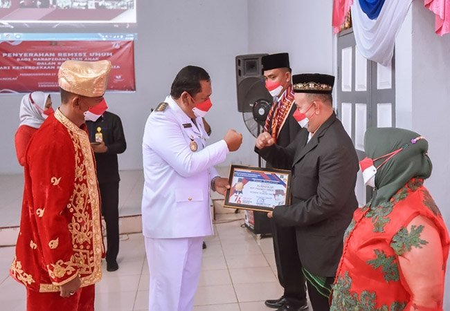 HUT RI Ke-76, Lapas Kelas llB Salambue Beri Remisi Umum