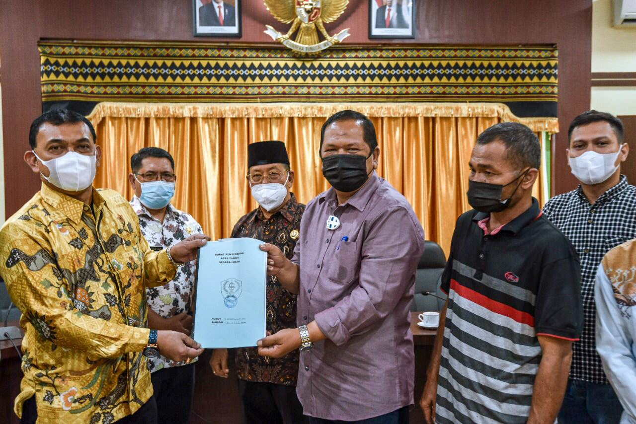 Pemko Psp Terima Hibah Tanah Dari Warga Hanopan Marahot Harahap