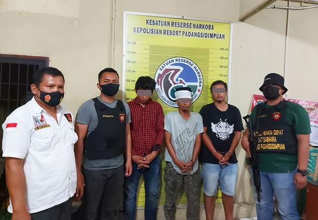 Sempat Kejar-kejaran, Tim PRC Psp Bekuk 3 Pria Diduga Edarkan Sabu