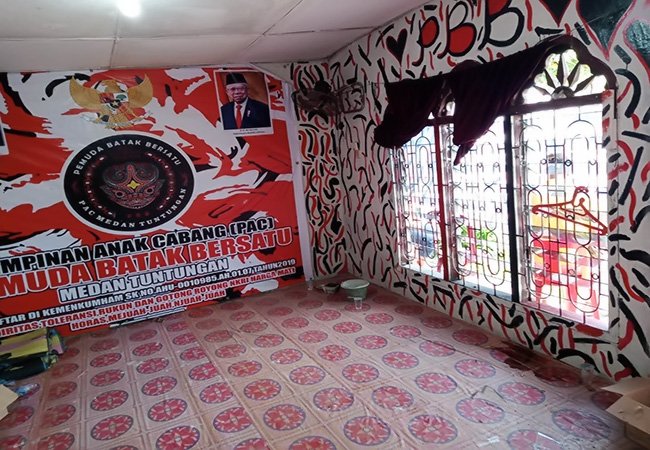 Pemuda Pancasila Perbaiki Kerusakan di Kantor PAC PBB Medan Tuntungan, PBB Sumut: Kita Dukung