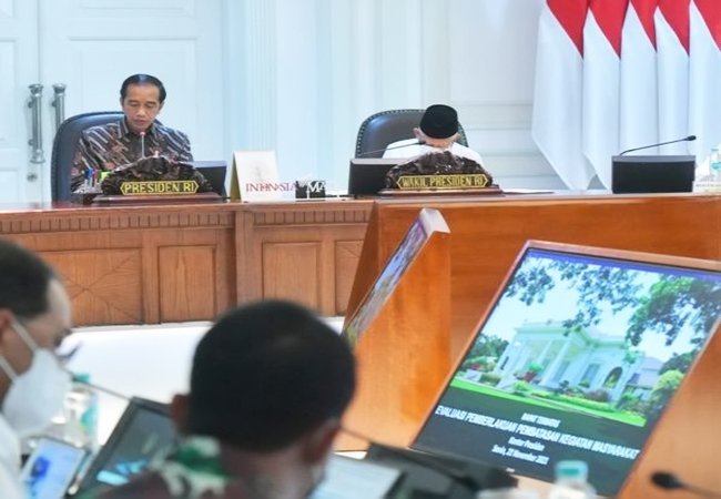 Jelang Nataru, Enam Arahan Presiden Cegah Lonjakan Kasus Covid-19