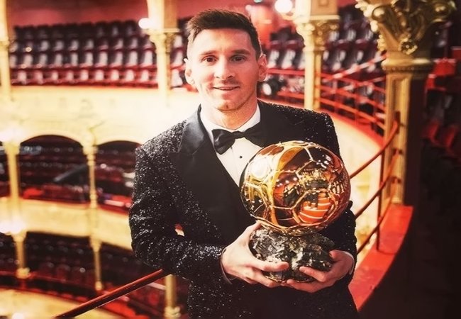 Raih Juara Ballon d\'Or 2021, Messi Cetak Sejarah