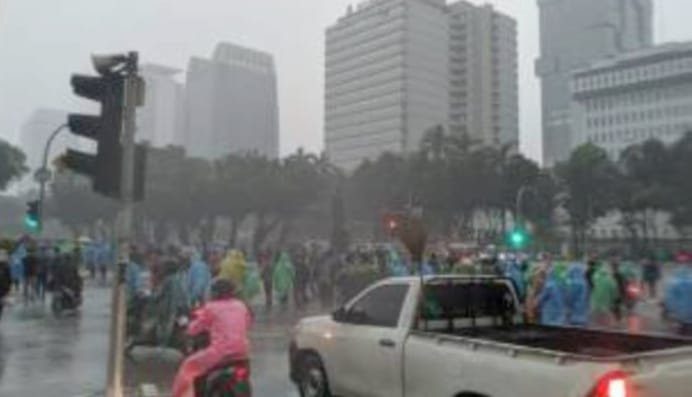 Peringatan Dini Cuaca Ekstrim di Sejumlah Wilayah Indonesia