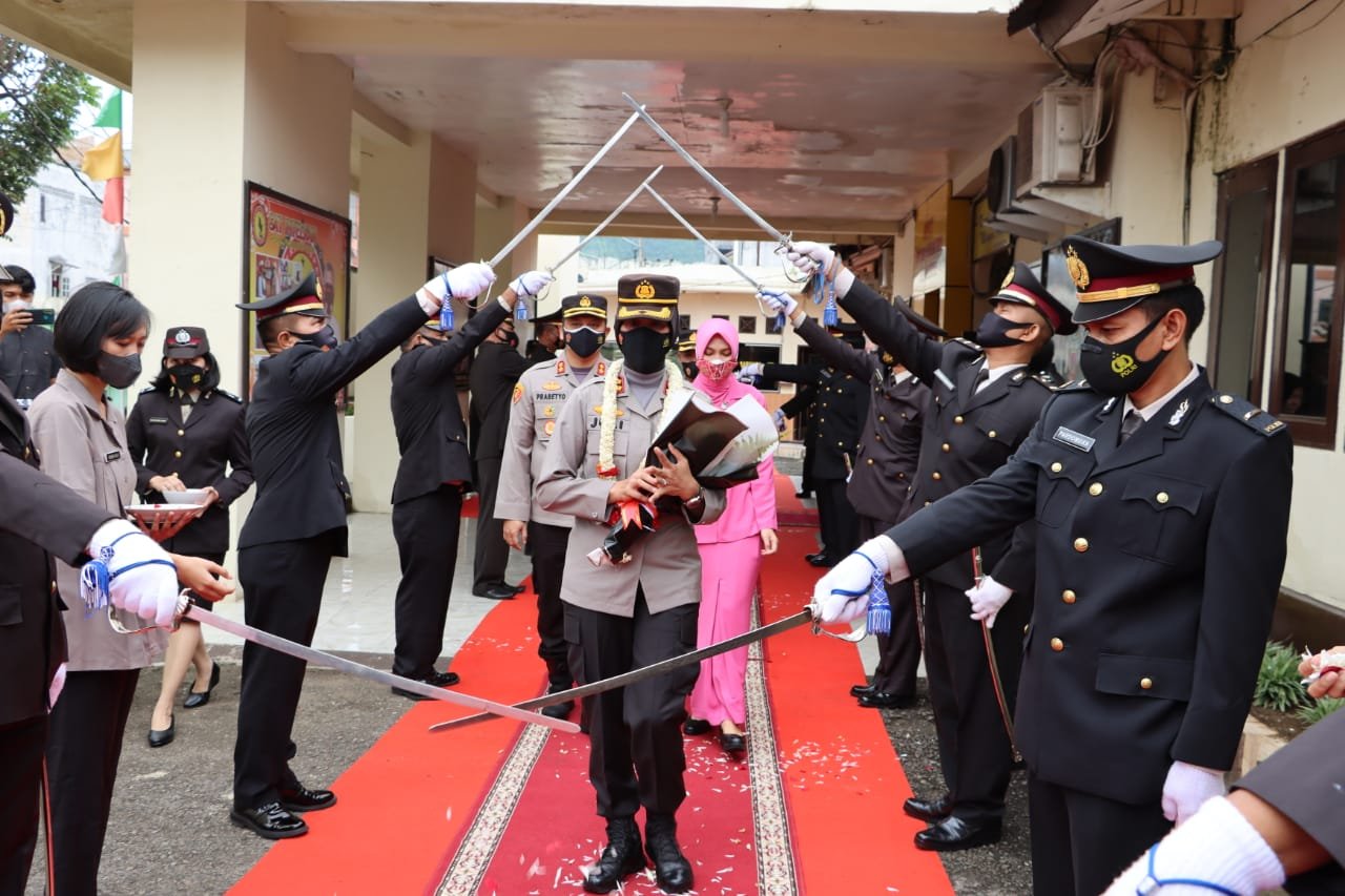 Pisah Sambut Kapolres Padang Sidempuan, AKBP Dwi Prasetyo Wibowo