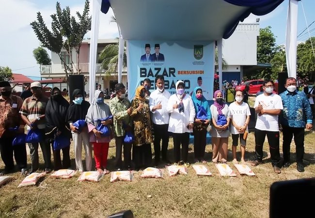 Jelang Bulan Ramadhan Pemko Batam Bagi Ribuan Sembako