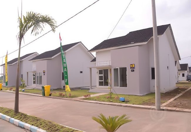 Keluarga Korban KRI Nanggala-402 Terima 53 Unit Rumah