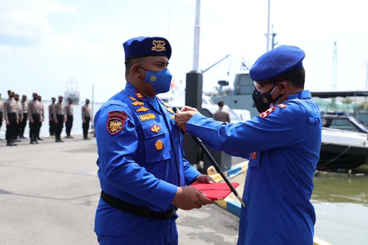 Ungkap Kasus Narkotika Ganja 49 Kg, Personil Ditpolairud Polda Sumut dapat Penghargaan