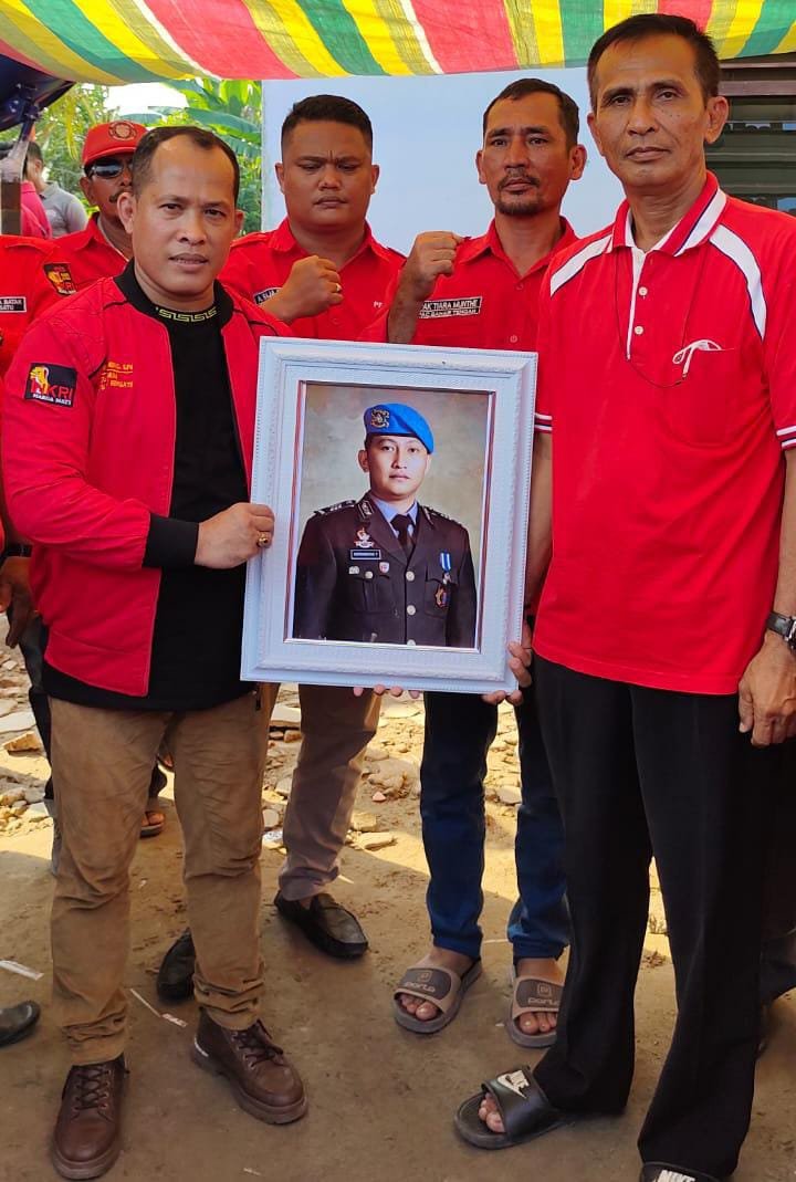 Ketua Umum PBB Kunjungi Rumah Duka Brigadir J di Muaro Jambi