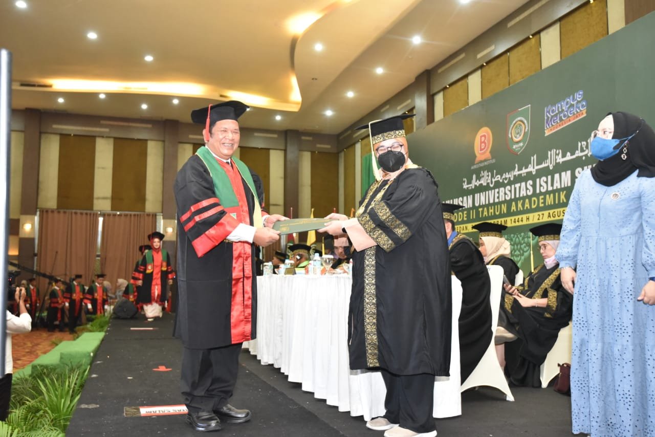 Wali Kota Sidempuan Resmi Sandang Gelar Magister Menagemen