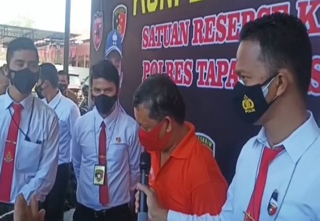 Korupsi Dana Desa Ratusan Juta, Oknum Kades Ditahan Polisi