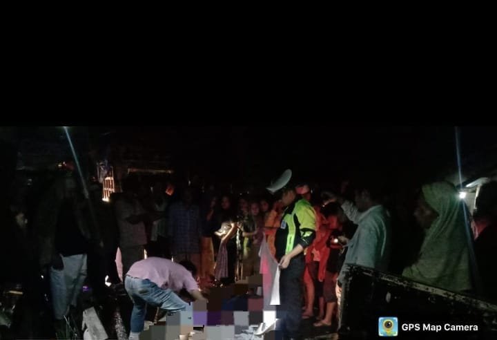 Mengendara Vespa Tanpa Lampu, Tukiman Tewas Terlindas Dump Truk