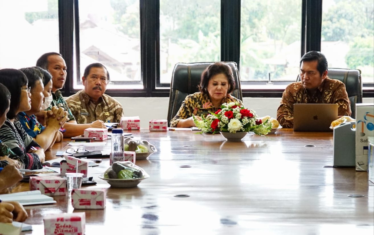 Bupati Karo Hadiri Rapat Advokasi Perda Penerapan Kawasan Tanpa Rokok