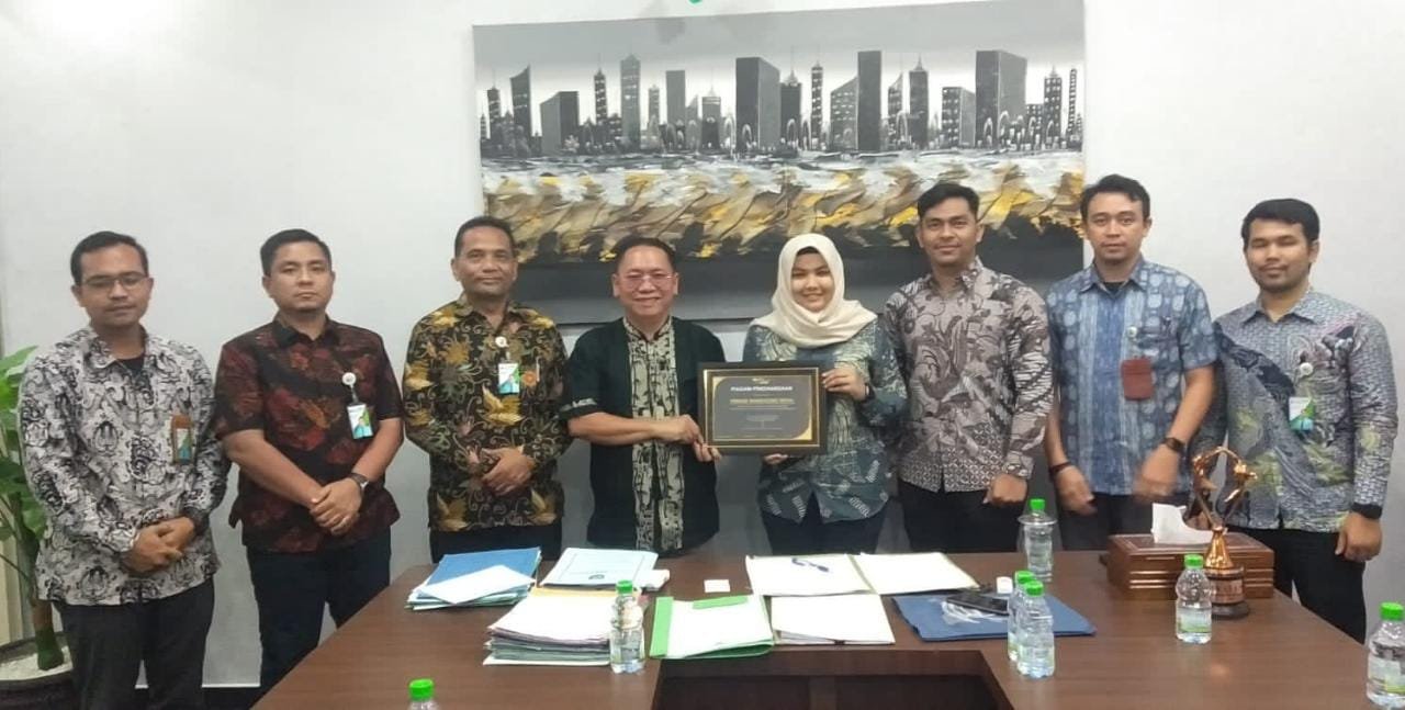 6.347 Non ASN Madina Jadi Peserta, Jamsostek Beri Piagam Penghargaan