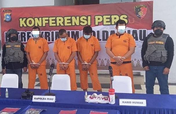 Pengecut, Usai Aniaya Wartawan Langsung Kabur Lalu Menyerah, 4 Pelaku Ditahan