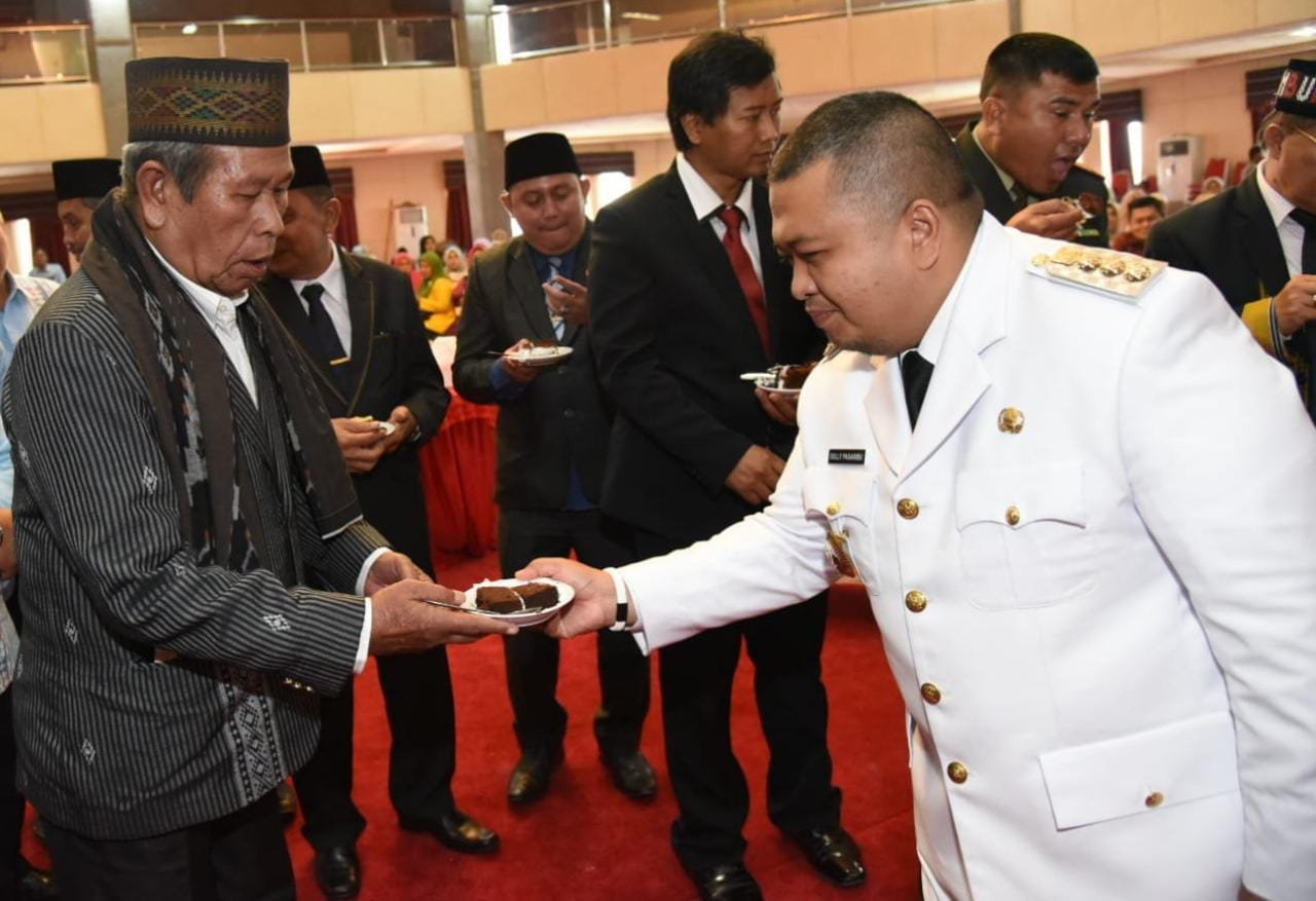 Hari Jadi Tapsel ke-72, Bupati Ajak Masyarakat Pacu Pertumbuhan Ekonomi