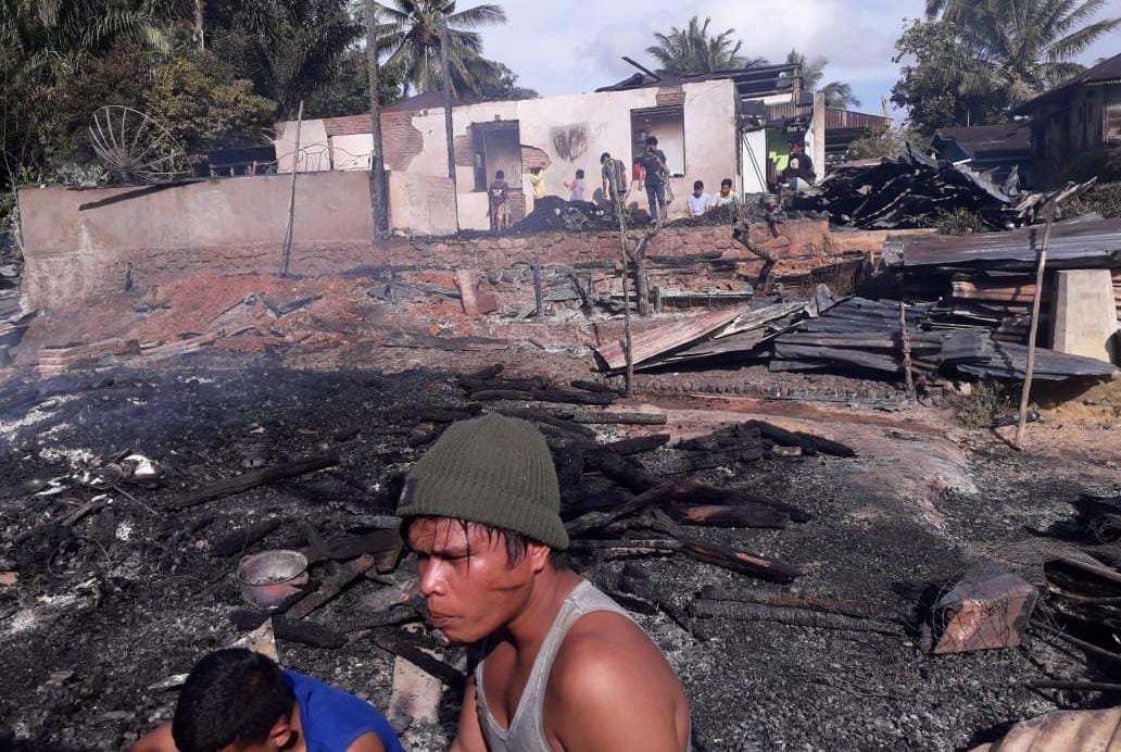 5 Rumah Hangus Terbakar di Desa Banua Tonga Padang Lawas