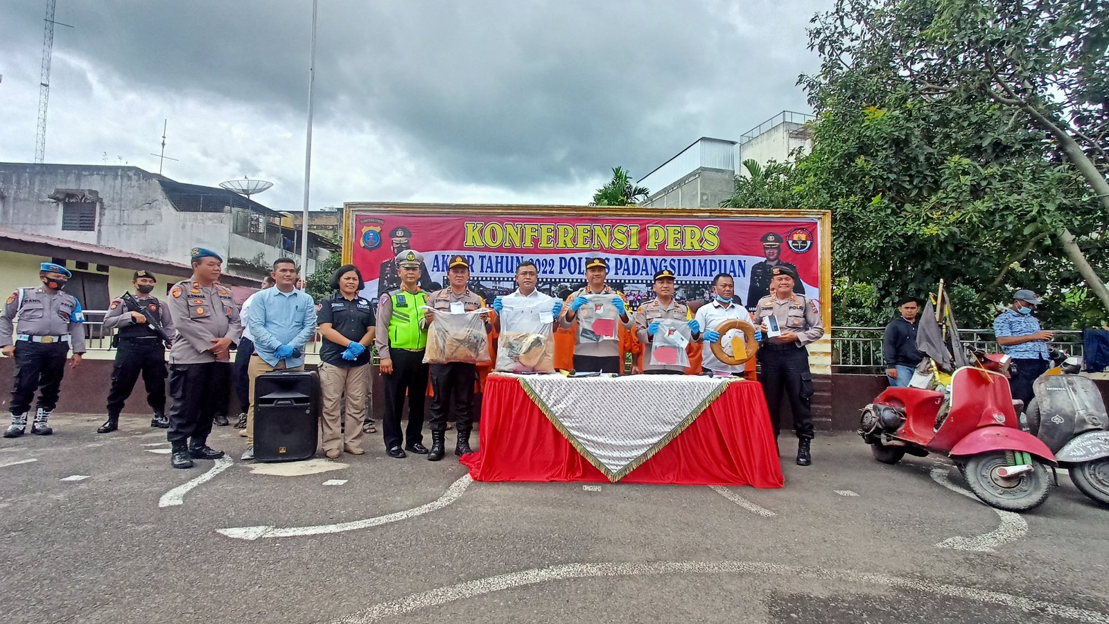 Konferensi Pers Akhir Tahun 2022, Polres Sidempuan Tuntaskan 398 Kasus Kejahatan 