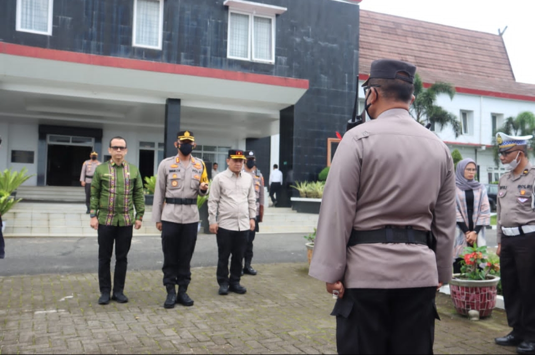 Pastikan Pengamanan Nataru, Kapolres Tapsel Cek Kesiapan Personel