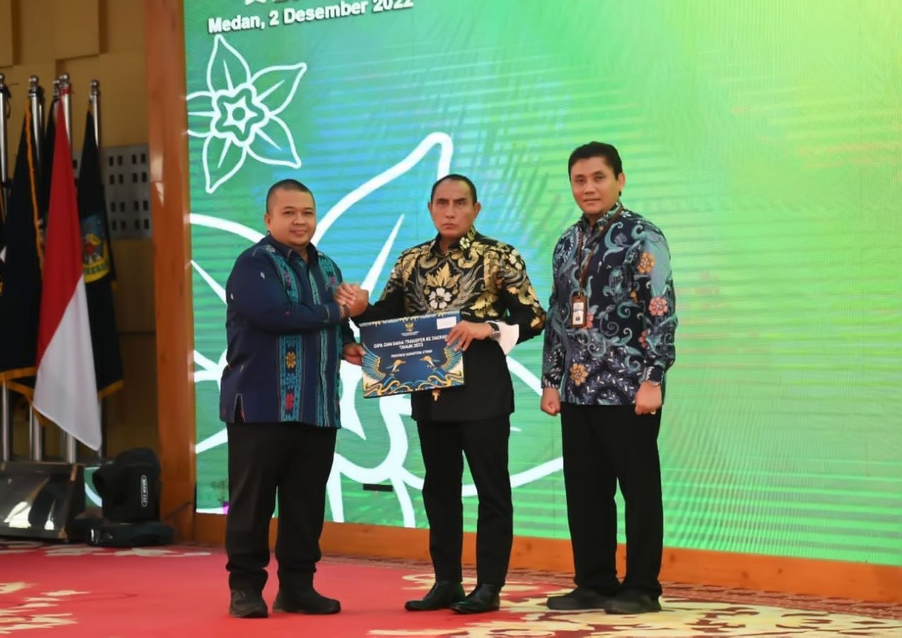 Bupati Tapsel Terima DIPA dan TKDD 2023