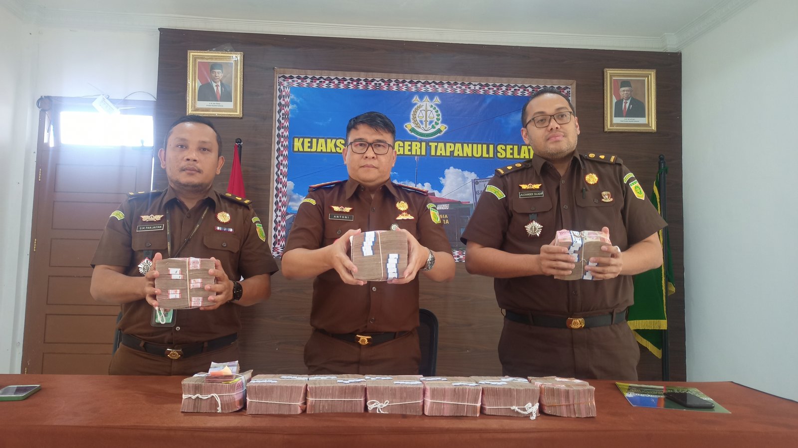 Amankan 1M 5,6 Juta, Kejari Tapsel Tetapkan Dua Tersangka Pengurus KONI