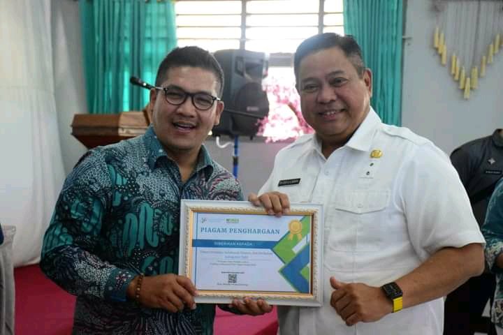 Dinas Pertanian Dairi Raih Penghargaan Produsen Data Terbaik Versi BPS