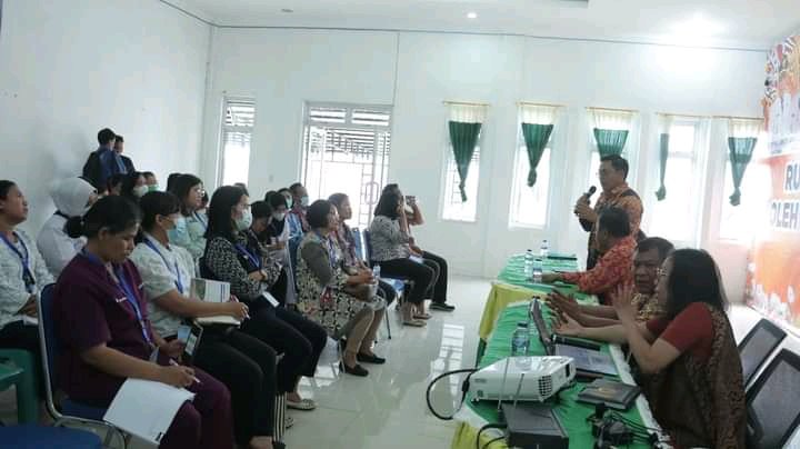 RSUD Dokter Hadrianus Sinaga Studi Banding Akreditasi Paripurna ke RSUD Sidikalang