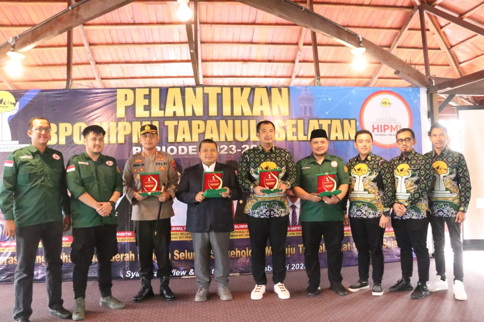 Lantik BPC HIPMI Tapsel 2023-2026, Bupati Ajak Kader Untuk Bersinergi Dalam Membangkitkan Ekonomi